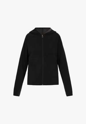 Musta fleece-takki, jossa on vetoketju edessä, huppu ja pitkät hihat. Ominaisuuksiin kuuluvat raglan-hihat ja sileä pinta. Yksinkertainen, toiminnallinen muotoilu.