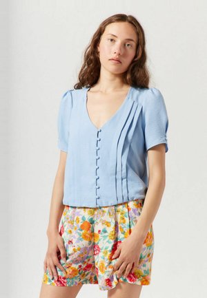Bluser - blue