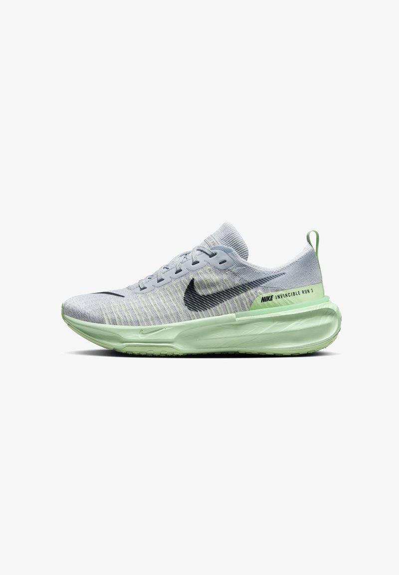 Nike Performance ZOOMX INVINCIBLE FK 3 - Scarpe da corsa su strada - pure platinum cool grey vapour green dark obsidian