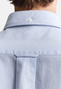 GANT REG CLASSIC OXFORD - Košeľa - light blue