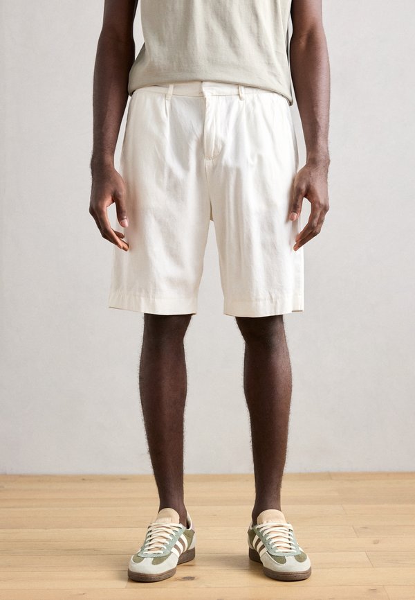 WIDE LEG PLEATED - Shorts
