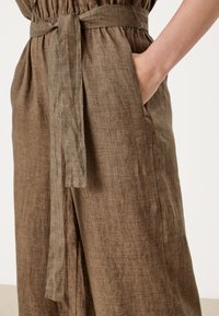 s.Oliver Jumpsuit - dusty olive melang