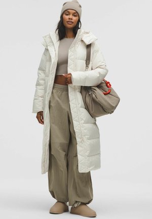 WUNDER PUFF LONG - Dunkappa / -rock - light ivory