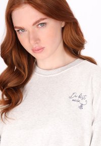 DreiMaster Sweater - wollweiss melange