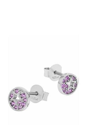Orecchini a perno in argento sterling con ritaglio a forma di stella circondato da piccole pietre preziose rosa rotonde in montatura circolare.