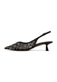 Scarpa slingback nera con punta appuntita, sovrapposizione in pizzo, dettagli in perline intricati e un tacco basso e curvo.