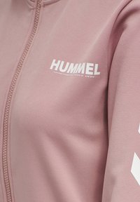 Hummel LEGACY - Sweater met rits - woodrose