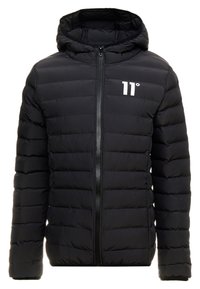 Chaqueta de plumas negra con capucha, cierre de cremallera en la parte delantera y diseño acolchado horizontal. Presenta un logo blanco en el lado izquierdo del pecho. Textura suave, ligera.