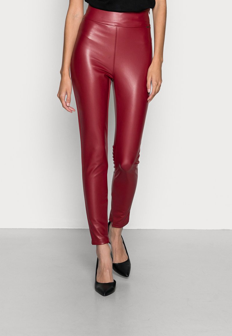 Guess PRISCILLA - Leggings - Calças - beet juice red