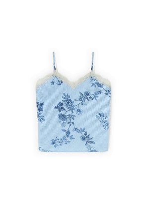 Lyseblå camisole med tynde stropper, diagonale hvide striber, blå floral print og hvid blondekant langs halsudskæringen.