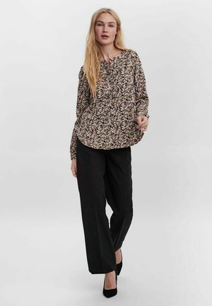 Camicetta - navy blazer