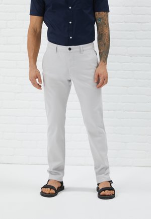 Pier One by Zalando Chino - light grey
