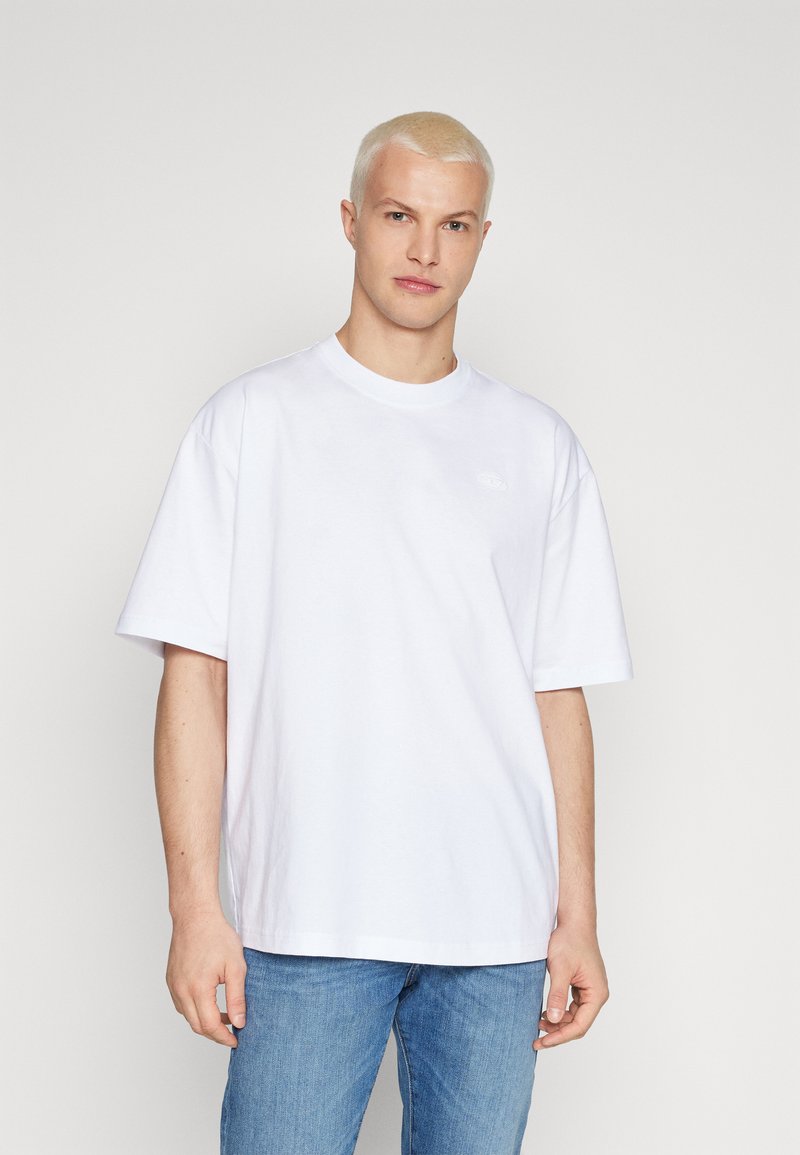 Diesel BOGGY MEGOVAL - Μπλουζάκι με στάμπα - white