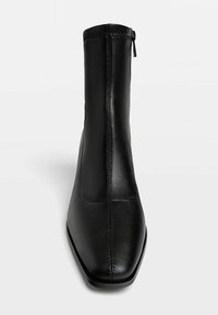 Stradivarius STRETCH - Stövletter - black