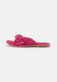 Tamaris Mules - fuxia