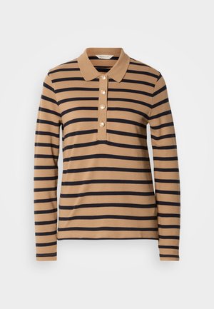 Langärmliges Polohemd mit braunen und schwarzen horizontalen Streifen, knapp geknöpfter Vorderseite mit vier Knöpfen und klassischem Kragen.