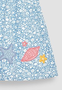 JoJo Maman Bébé APPLIQUÉ  REGULAR FIT - Džersejové šaty - cornflower blue nautical