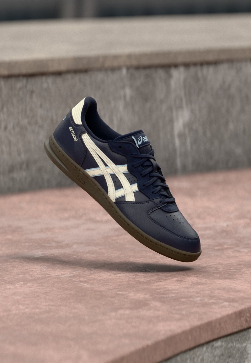 SKYHAND OG midnight/ivory/blue
