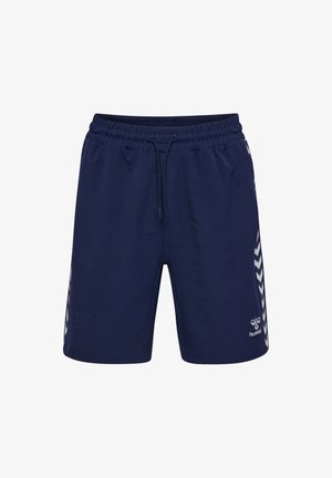 Granatowe spodenki sportowe z elastycznym paskiem, sznurkiem, bocznymi paskami w kształcie jodełki oraz małym białym logo Hummel na lewej nodze.
