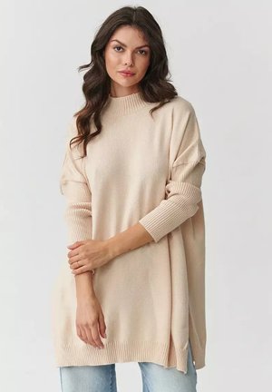 - Sweter