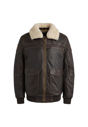 Hnedá kožená bomber bunda s krémovým beránkovým golierom, predným zipsom, dvomi náprsními vreckami a rebrovanými manžetami a spodným lemom.