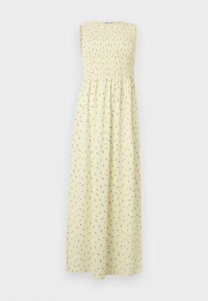 Pieces, Maxi PCBETTY SMOCK - Maxikleid - french vanilla