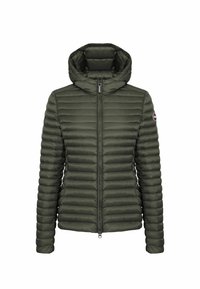 Padded, jakna sa zipom u tamnozelenoj boji. Sadrži kapuljaču, kviltani dizajn i elastične manžetne. Uključuje logotip na lijevom rukavu.