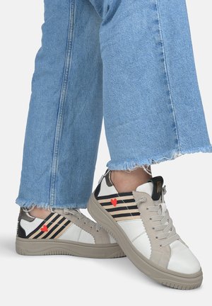 SNEAKER SILVIA - Sneakers laag - beige