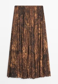 Lange, geplooide rok van lichtgewicht stof met een donkerbruin, patroonrijk ontwerp met tinten zwart en bordeaux.