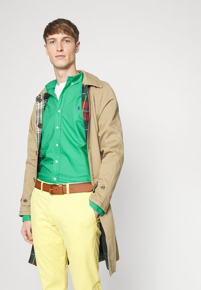 Polo Ralph Lauren SLIM FIT GARMENT-DYED OXFORD SHIRT - Camisa - cabo green