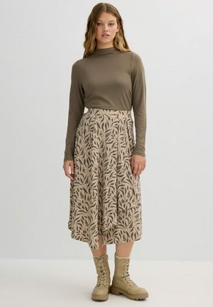 Falda acampanada - beige