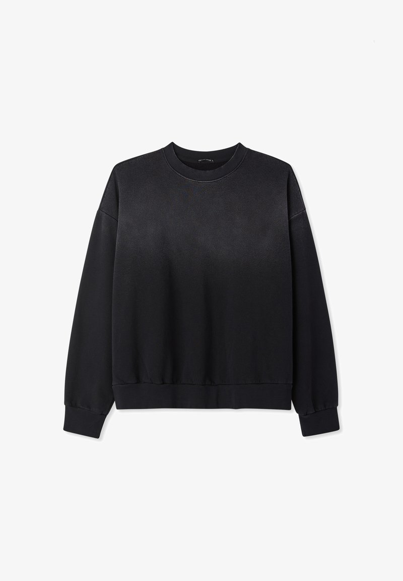 Felpa nera a maniche lunghe con collo rotondo, realizzata in un tessuto liscio, con polsini e orlo a costine, e una vestibilità rilassata con design a spalla cadente.