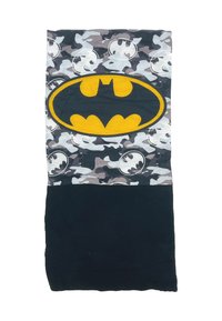 Couverture en polaire sur le thème de Batman, avec un grand logo Batman jaune, un motif camouflage gris et une section inférieure noire.