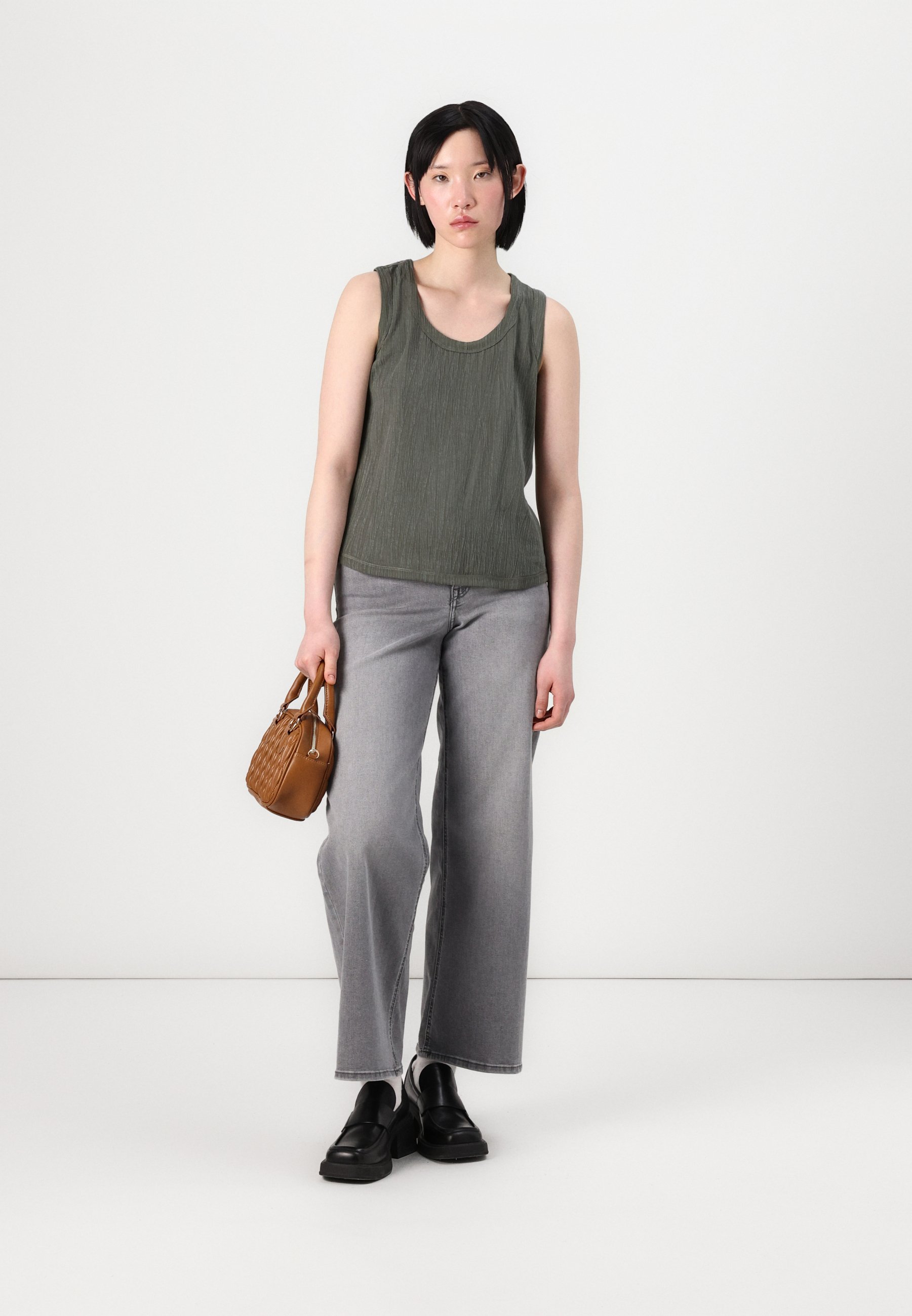 売れ筋商品|||パルフォイス Tシャツ レディース トップス PENNYLAN  - Top - khaki PARFOIS PENNYLAN - Top - khaki - Zalando.co.uk