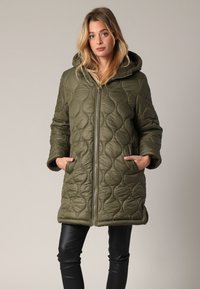 Niet geselecteerd, Dark Khaki