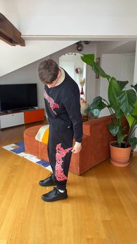 Santa Cruz OUT OF TIME STRIP JOGGER UNISEX - Tepláky - black