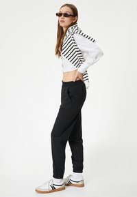 Koton JOGGER - Træningsbukser - black