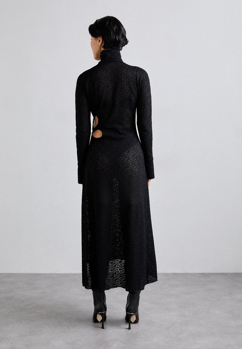 Victoria Beckham LONG SLEEVE CUT OUT - Cocktail dress / Party dress - black  - Zalando.co.uk
