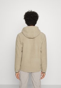 Redefined Rebel ELMER  - Casaco polar - silver sage