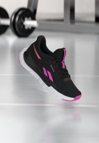 Non selezionato, black/virtual pink/footwear white
