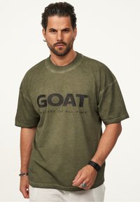 Unausgewählt, olive