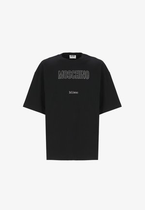 T-shirt nera in cotone con maniche corte, scollo rotondo e testo "MOSCHINO Milano" embellito con strass bianchi sulla parte anteriore.
