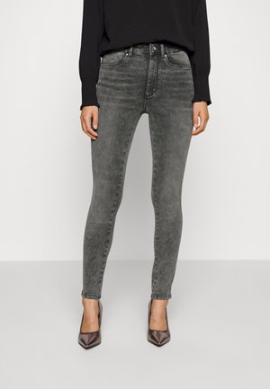 ONLY Petite ONLROYAL LIFE - Jeans Skinny Fit - medium grey denim