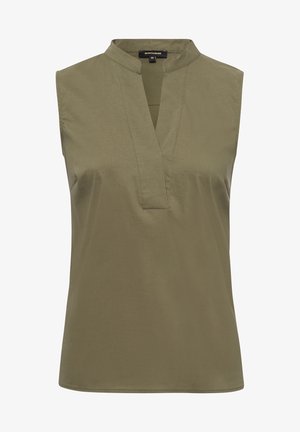 Olivově zelená bezramínková blůza s výstřihem do V, vyrobená z hladkého materiálu; má volný střih a žádné viditelné ozdoby.