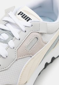 Puma RIDER FV FUTURE VINTAGE - Sportbačiai - nimbus cloud/quarry