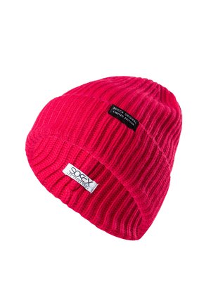 Beanie - lovely red