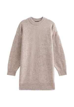 Suéter extragrande color beige, textura de punto, escote redondo, puños y dobladillo acanalados, tela suave, corte relajado, costuras mínimas, diseño versátil.