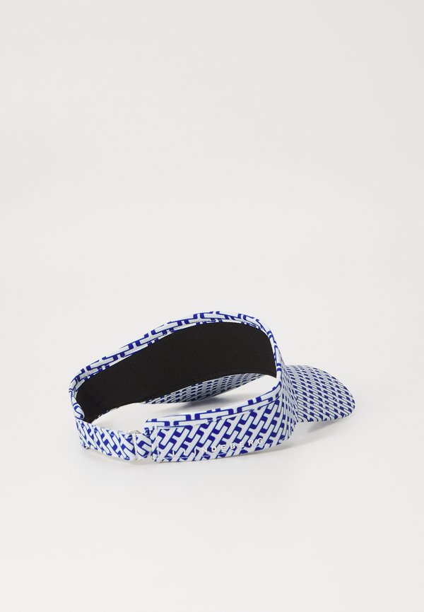 YADA - Cap - moonbeam3