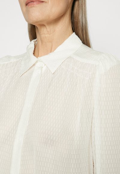 MUNTHE LUTJUMA - Skjortebluse - white