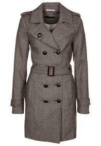 Dwurzędowy płaszcz trench w wzór houndstooth, z brązowymi guzikami, paskiem w talii i kołnierzem z wcięciem.
